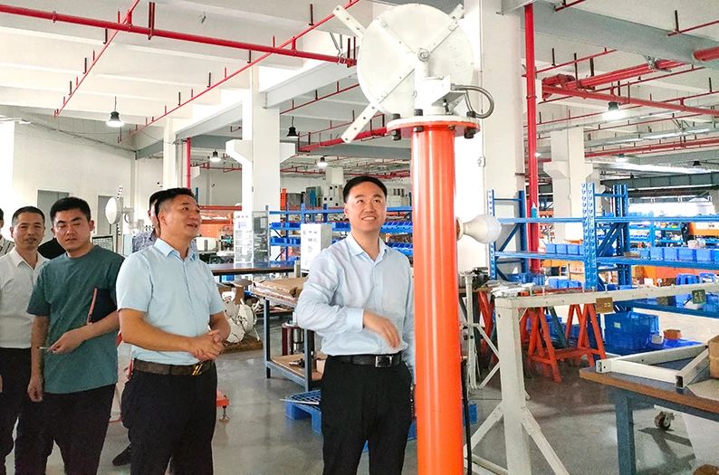 遵义湖北省襄阳市襄州区政府领导一行莅临捷瞬新工厂考察交流